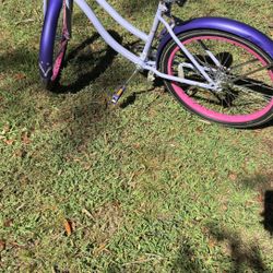 Girl 26 Inch Huffy bike