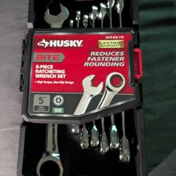 Husky 8-piece Ratcheting Wrench Set (Metric)