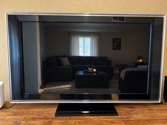 Sony Bravia XBR Flat Screen TV
