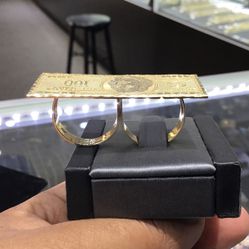 10k Gold Two Finger Ring!!