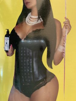 Waist cincher. Size 40 (L), latex compression sweat band. 3 sizes of hooks. Reduces waist two sizes through perspiration. 100% latex band with FlexiB