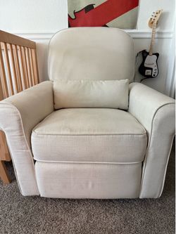 DaVinci Ruby Recliner and Glider in White