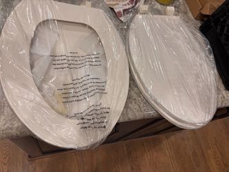 Mansfield Elongated Biscuit Toilet Cover