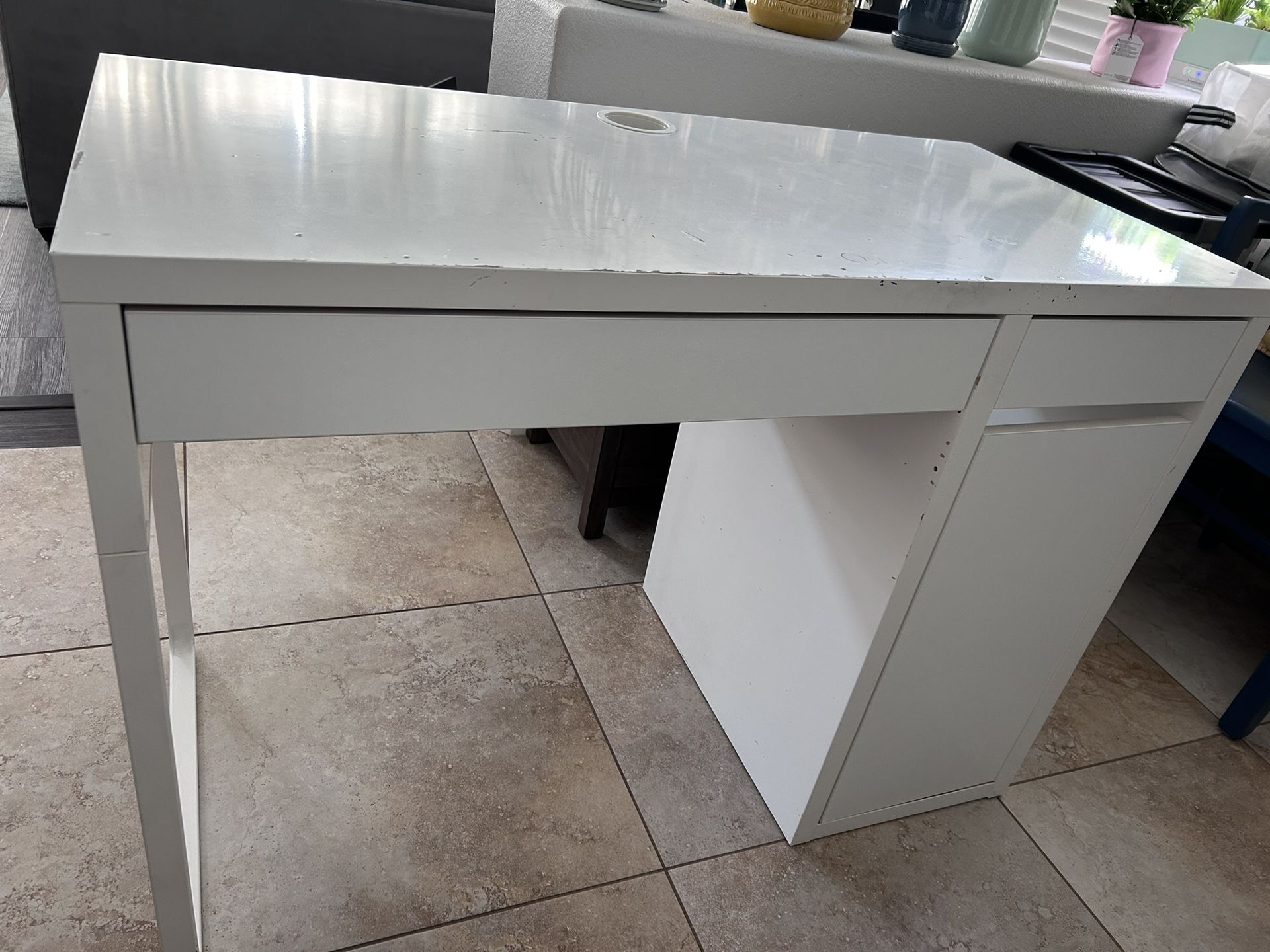 Micke Ikea Desk With Drawers & Cabinet
