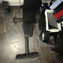 Shoulder press bench