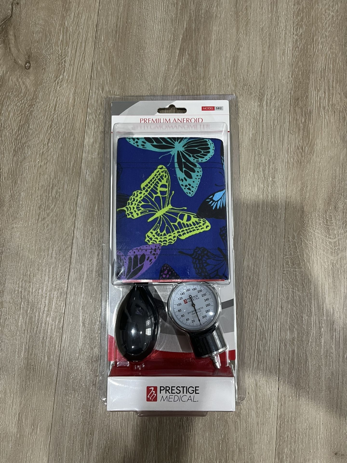 Premium aneroid sphygmomanometer For Nurses