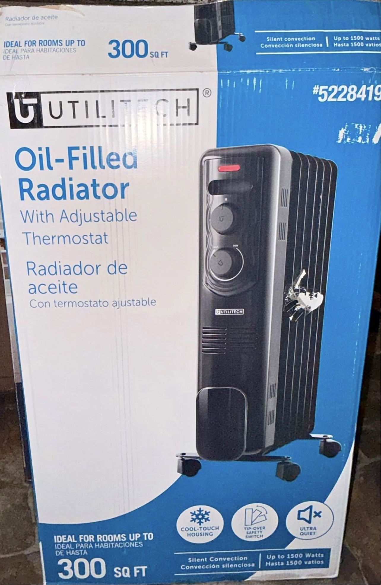 Oil-FilledRadiatorWith Adjustable Thermostat black space heater