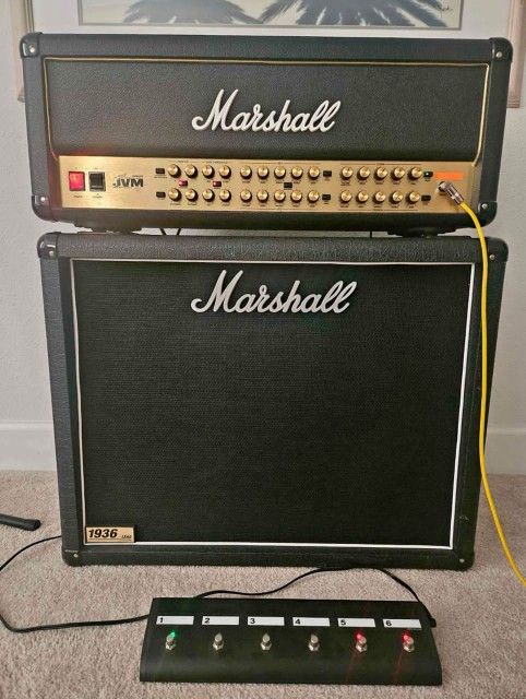 Marshall-JVM-410HJS-Amp-Head•with•1936•Lead-Cabinet