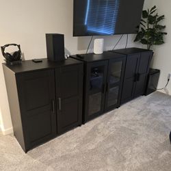 Black Cabinets 