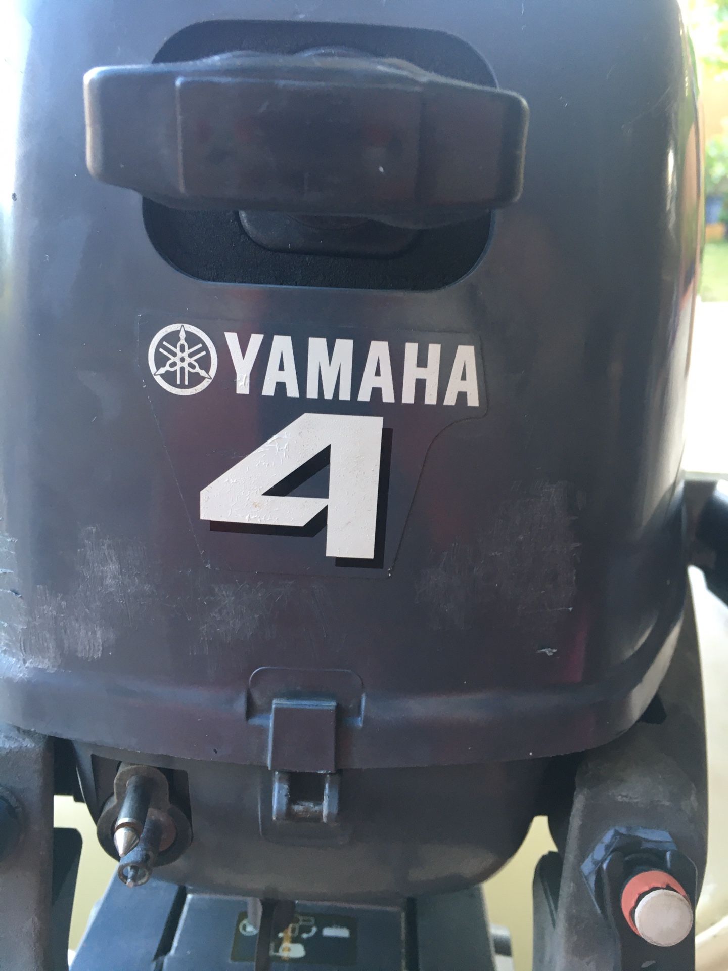 2012 Yamaha 4 hp 4 stroke outboard