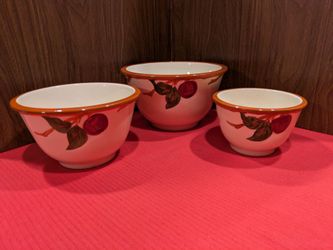 Vtg Franciscan " Desert Apple" Set Mixing Bowls "Mint Condition"
