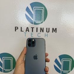 💙📱 iPhone 12 Pro 128 GB Unlocked BH85% 🔋 Case And Headphones For Free 🩵📱