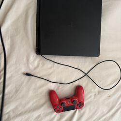 500GB (standard) PS4 Slim