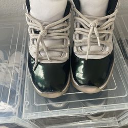 Jordan 11 low Emerald 