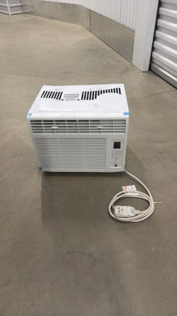 Newer conditions AC unit.