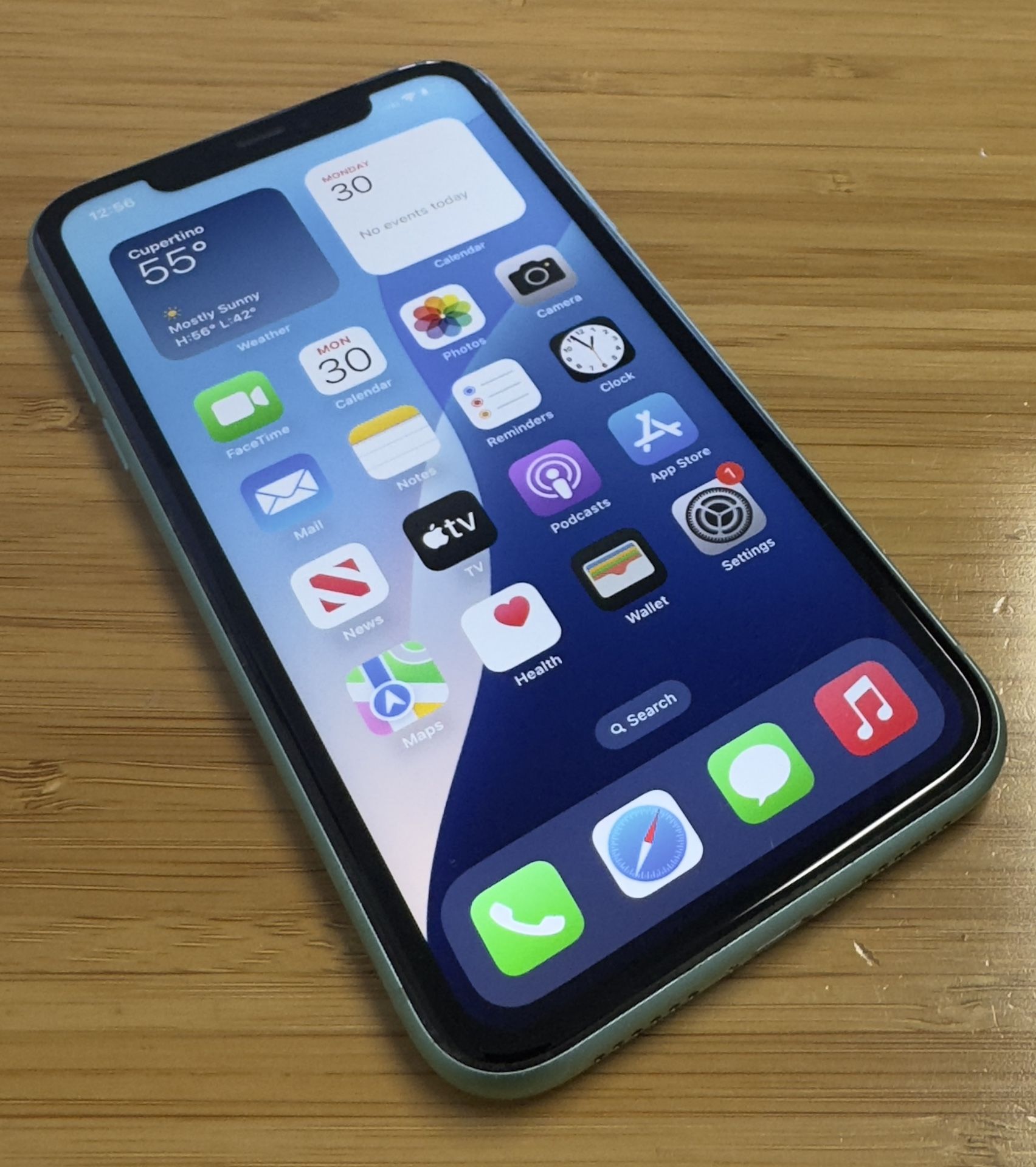 Apple iPhone 11 Green 64GB Unlocked! Clean!
