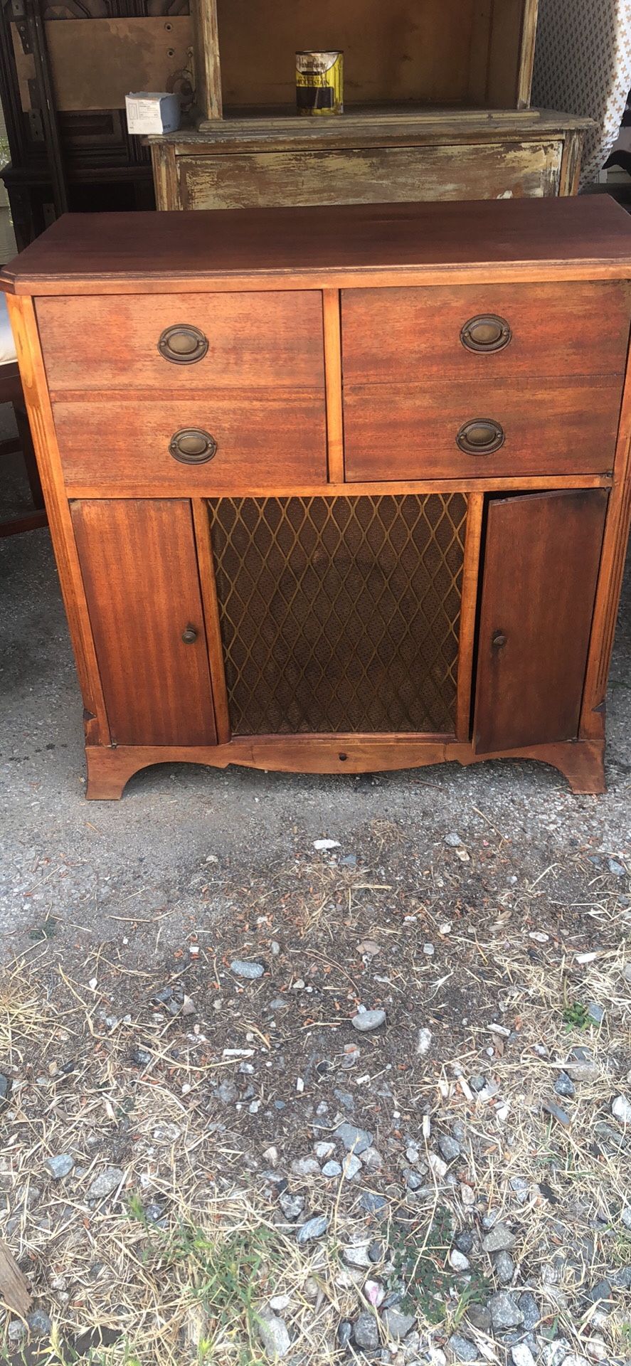 Antique radio/record player