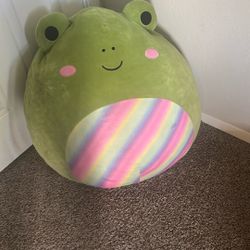 GIANT FROG Squishmellow