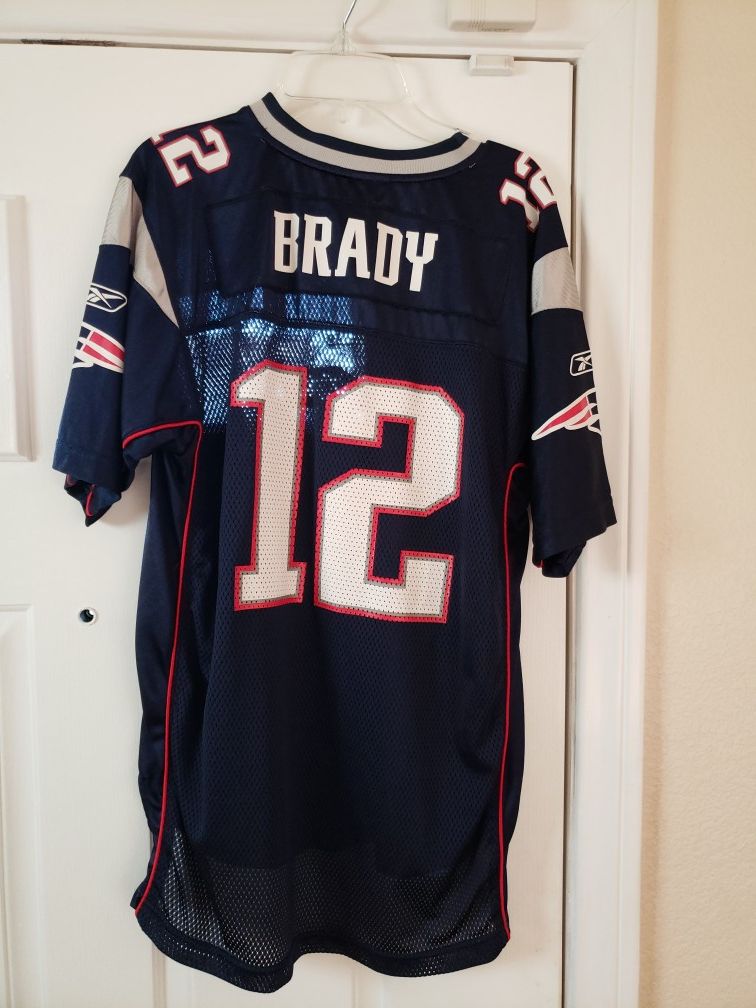 Tom Brady New England Patriots a youth size large 18 to 20 Jersey