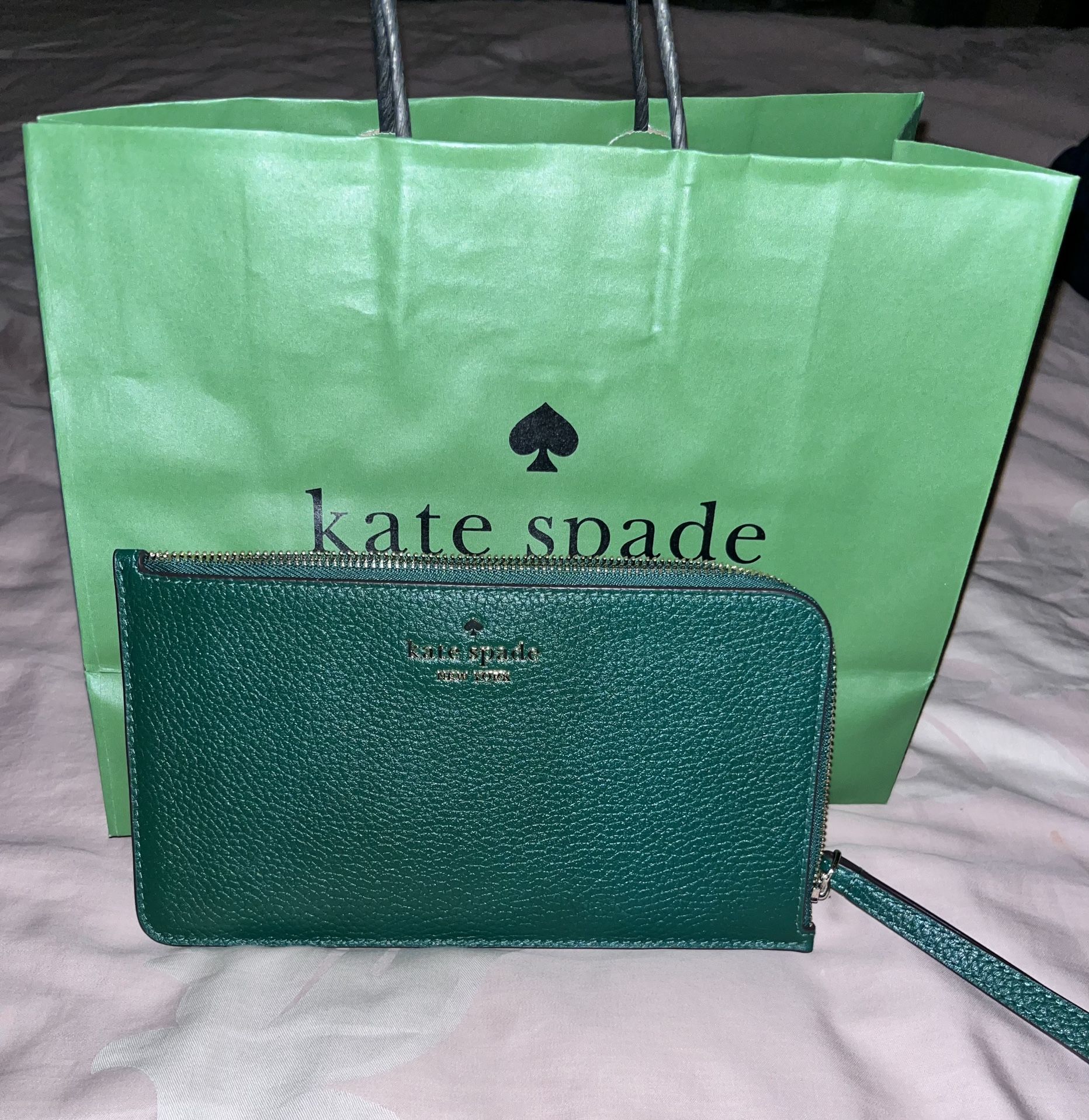 Kate Spade L-zip Wristlet New
