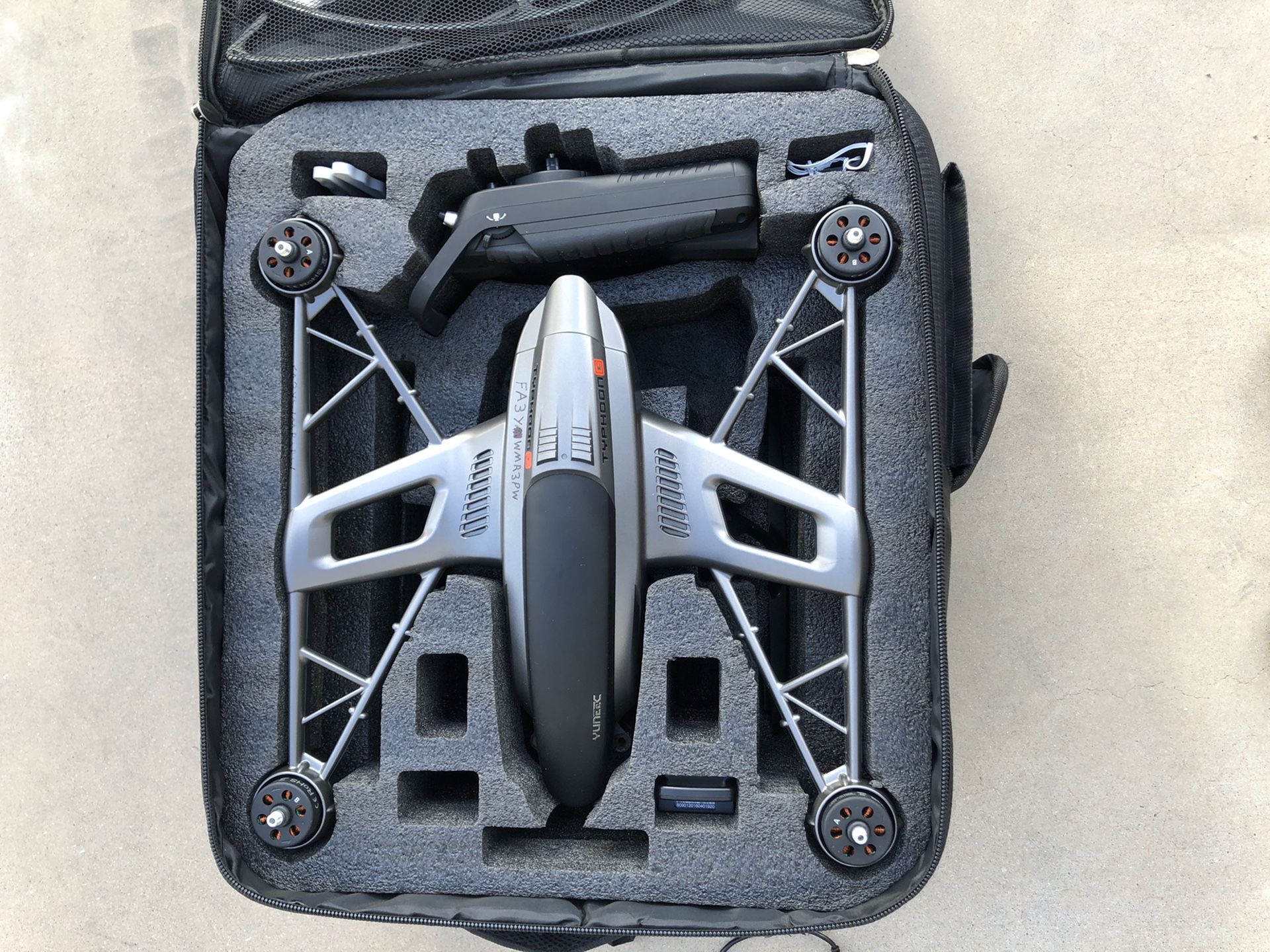 Yuneec Typhoon G Drone ready for new home works perfect