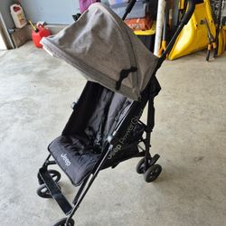 Jeep Urban Glyde Stroller