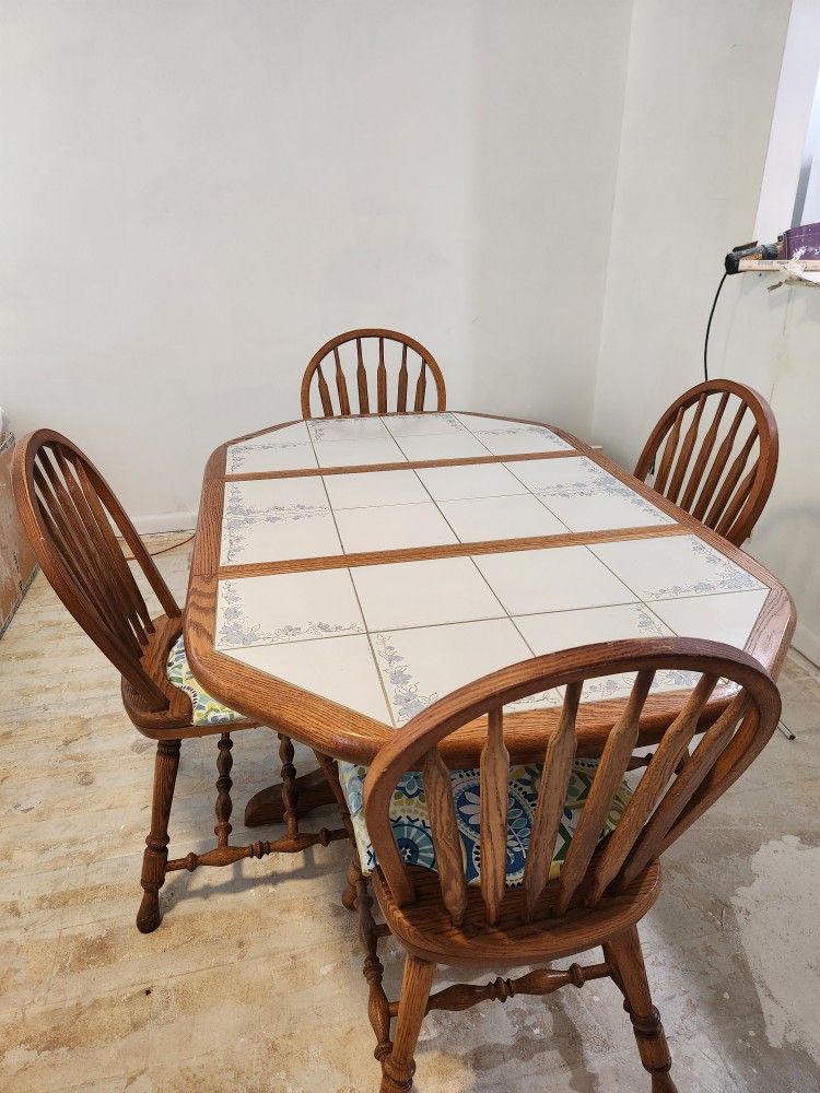 Kitchen Tile Extendable Table Set
