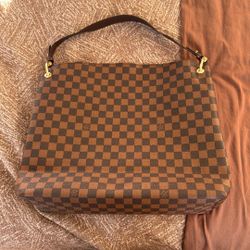 Chic Checkered Hobo Tote Bag — Like New Designer-Inspired Checkered Hobo Bag w/ Red Interior