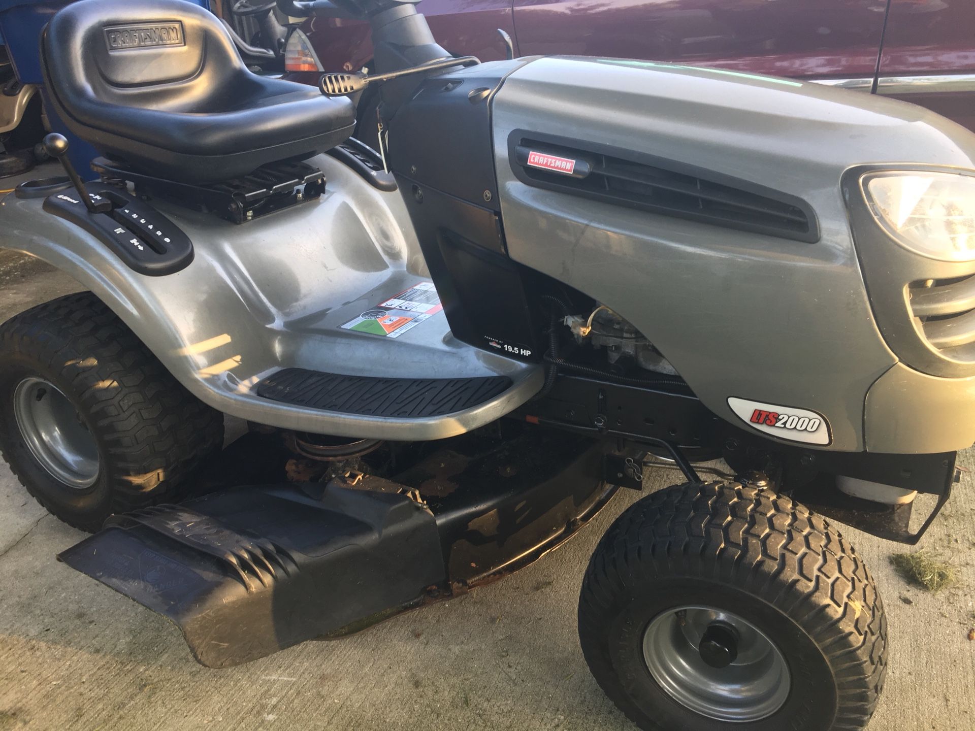 Craftsman LTS2000 19.5 HP Riding Mower