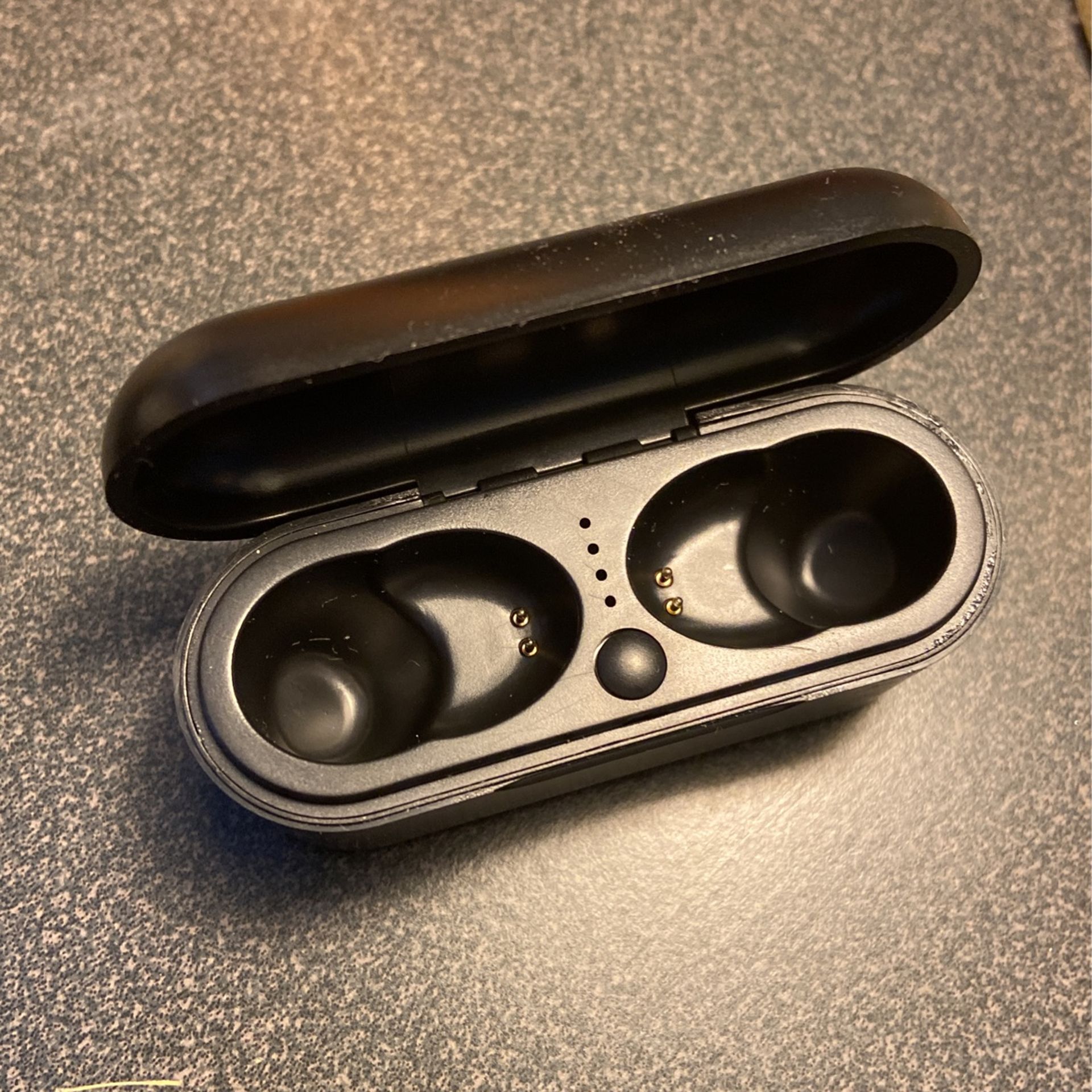 CHARGING CASE for Muze Ripple TWS Bluetooth Earbuds for Sale in New York NY OfferUp