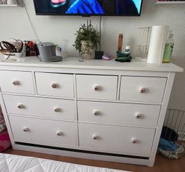 IKEA 8-Drawer Dresser – White