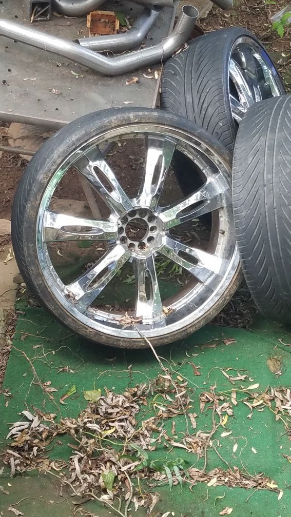 26 inch 5 lug Universal rims