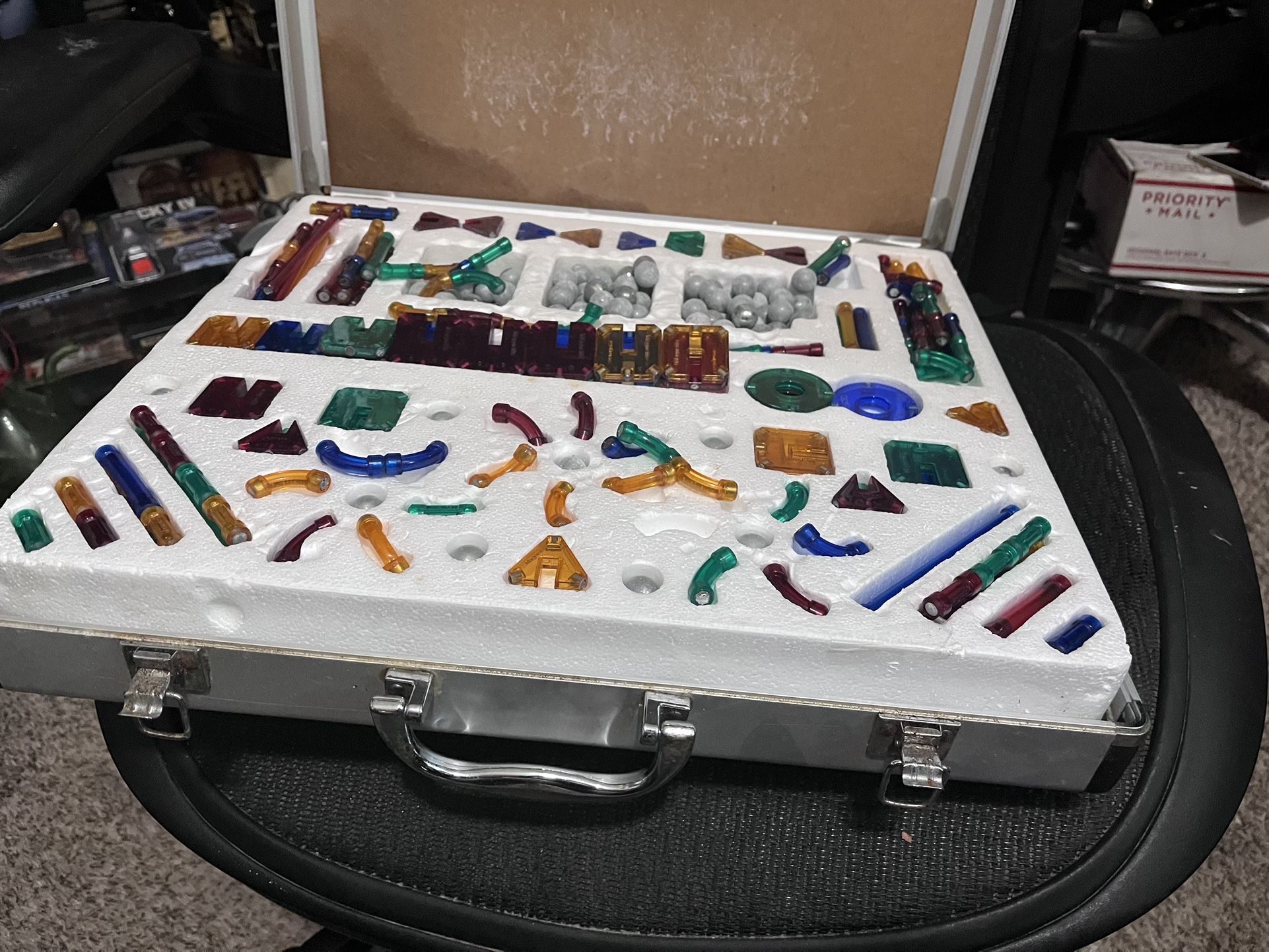 Magnetic Toys. Figures