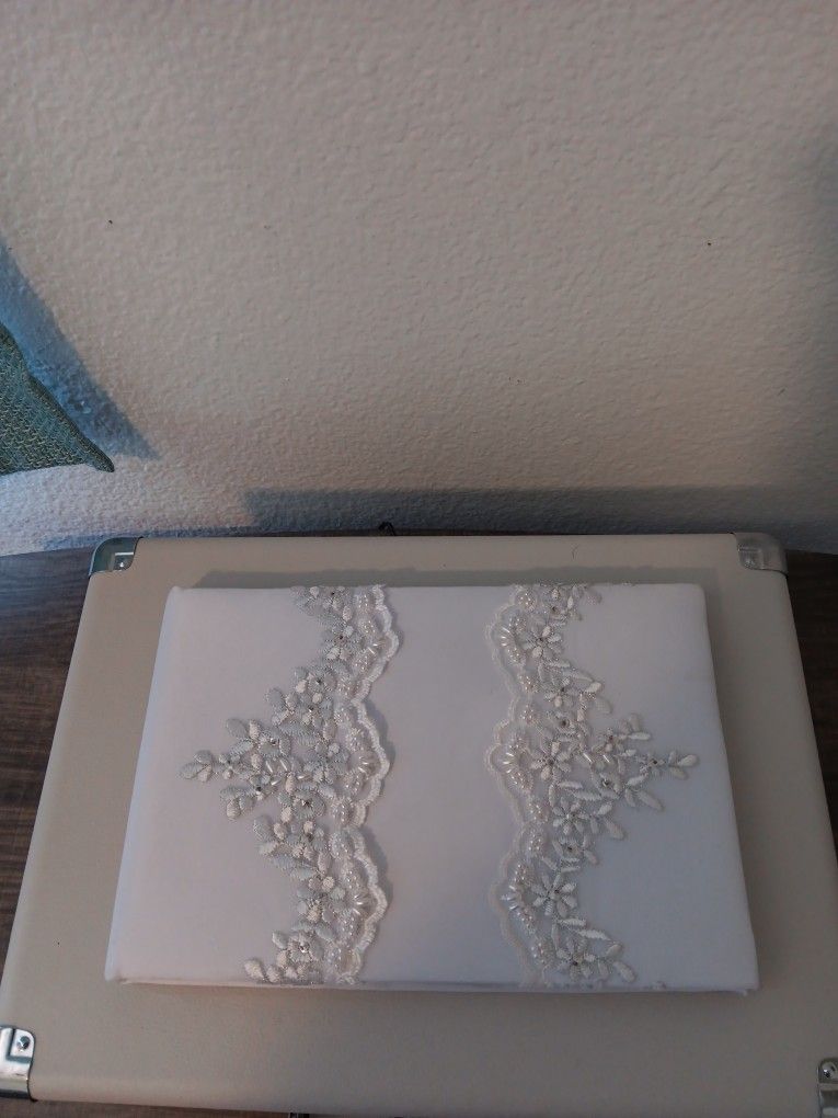 Wedding Guests Book