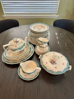 Vintage Royal Doulton Lowestoft Bouquet