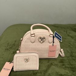 Juicy Couture light pink bag w matching wallet💗