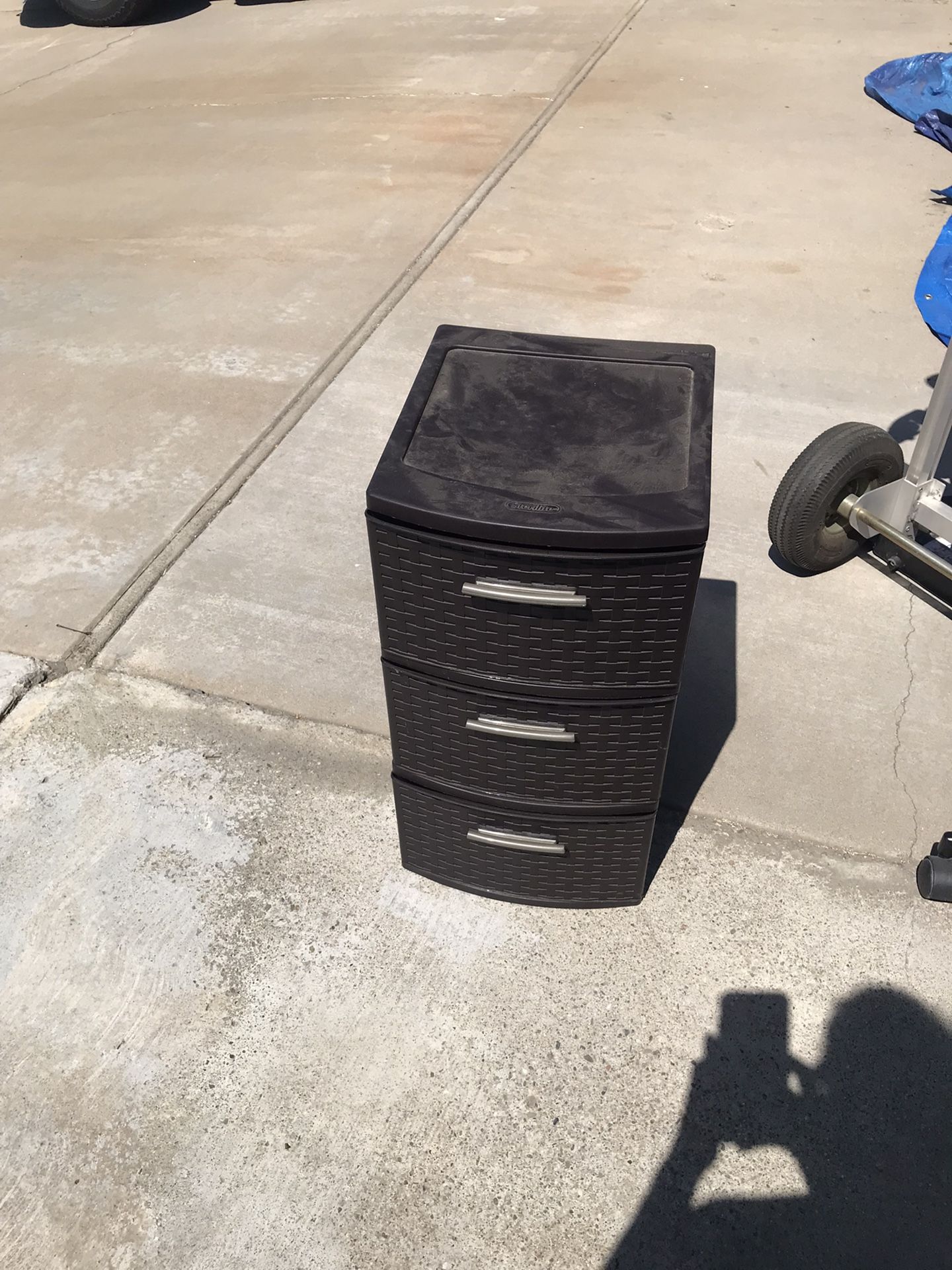 Black Sterilite Basket weave 3-drawer Stackable? Storage Unit $10.00