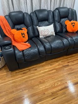 Black leather sofa recliner