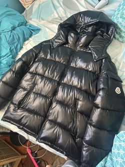 Moncler Coat Men’s Medium 
