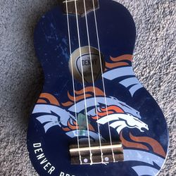 Guitar- 21”(54 cm)- Denver Broncos 