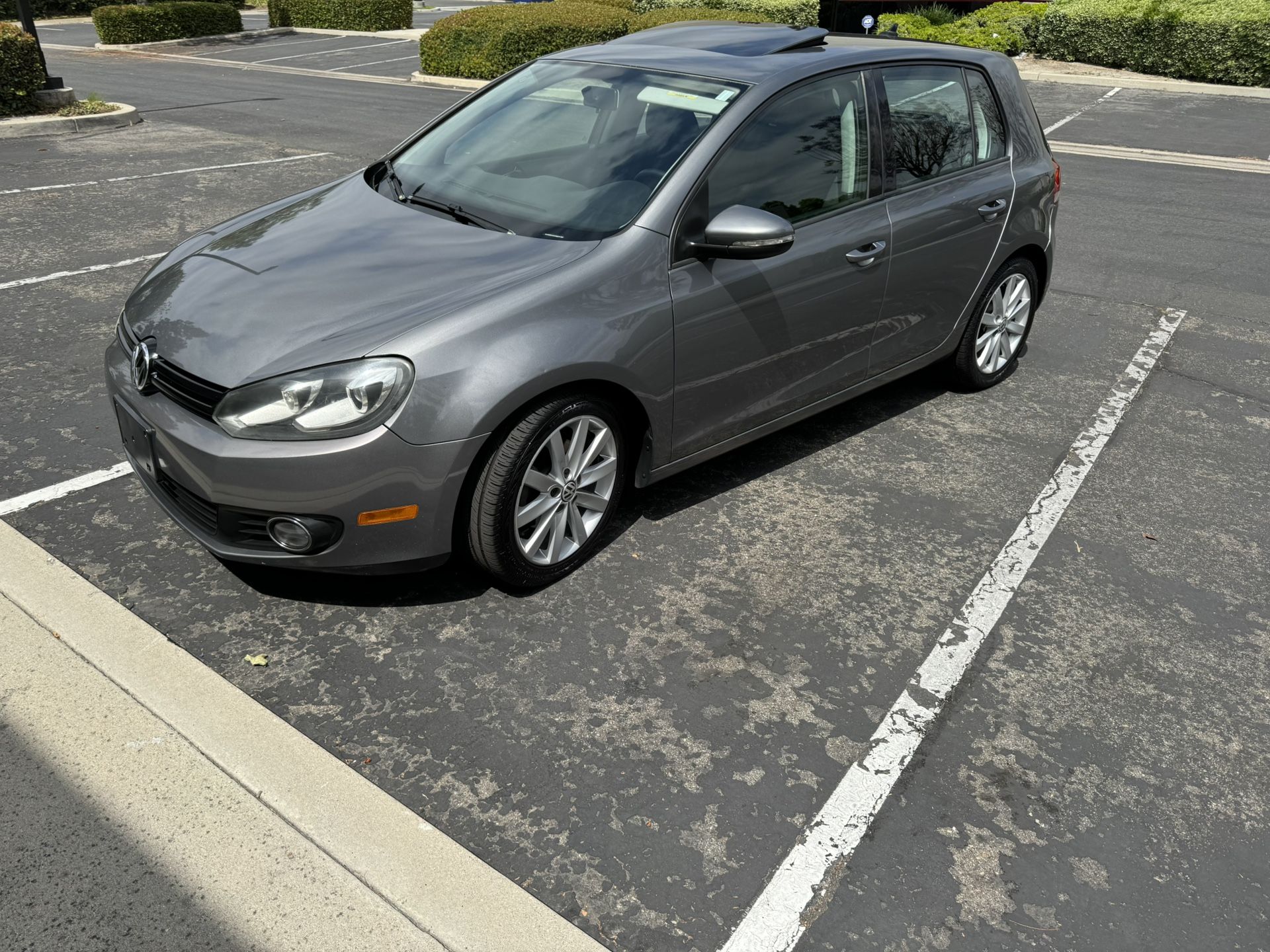 Volkswagen Golf Diesel 45-50 Mpg 6 Speed 4 Door