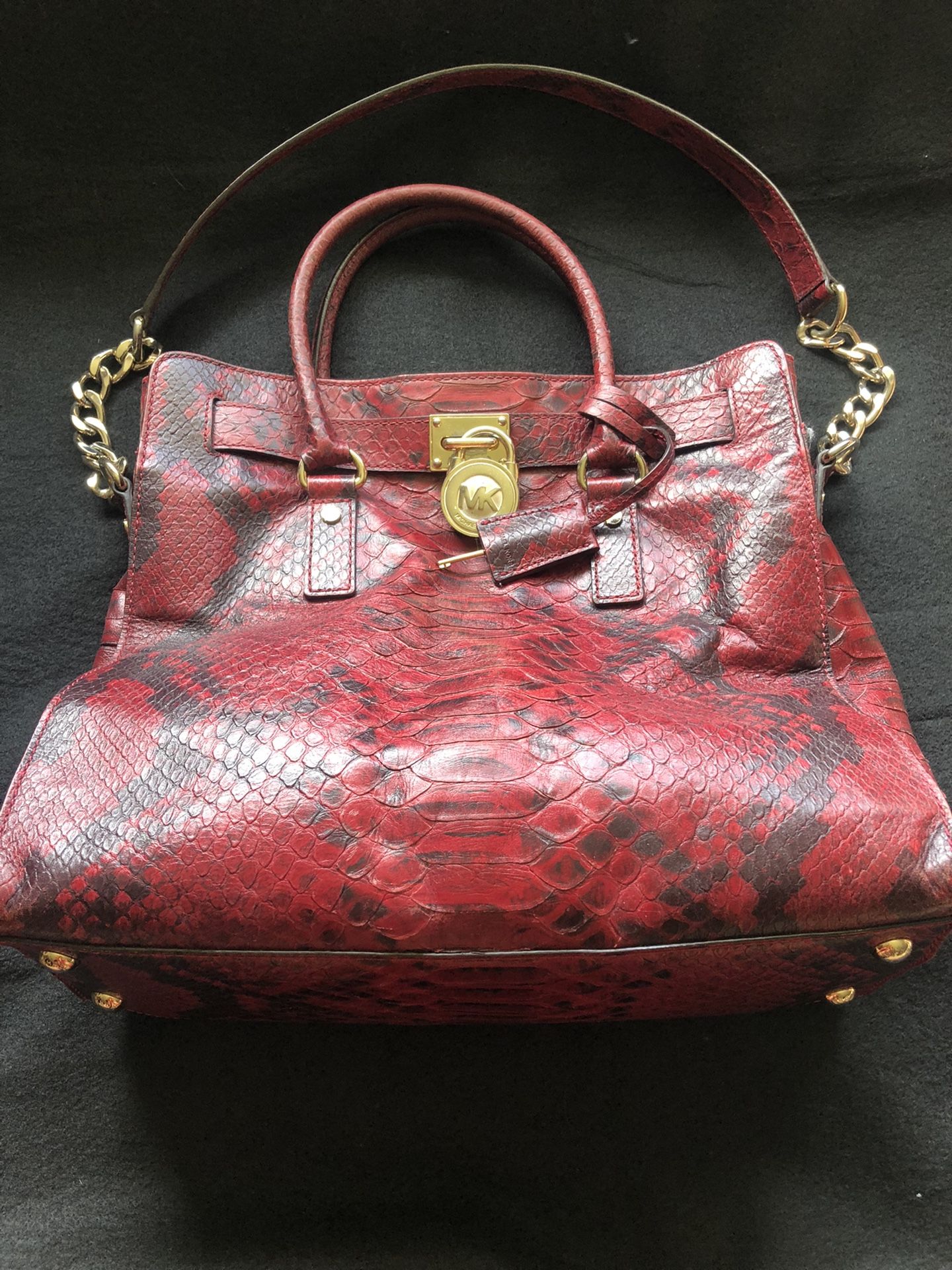 Classic Michael Kors Deep Fuscia Embossed Leather Purse And Pocketbook!