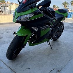 Kawasaki Ninja 300 ABS