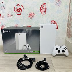 Xbox Series X Digital Edition 1 TB , 3 Games Availabel ( Used Very New )