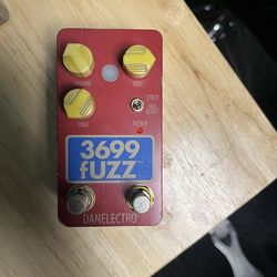 Danelectro 3699 Octave Fuzz Pedal