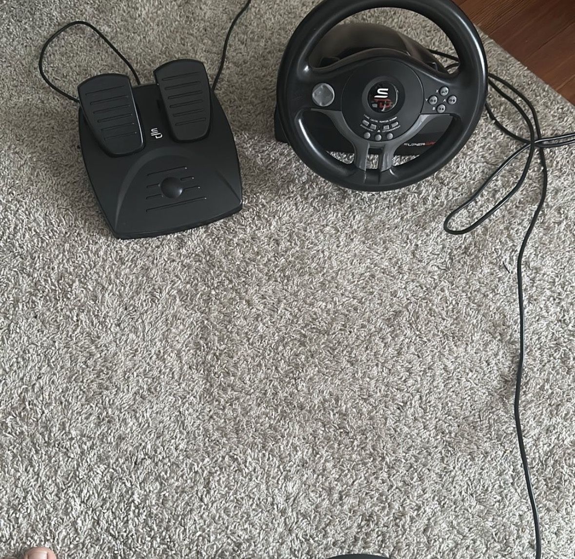 Xbox 1 and Pc And Playstation Steering wheel and pedals
