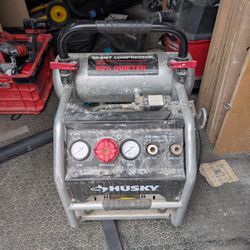 Husky 4.5 Gal Compressor