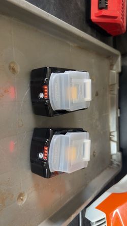 Makita 18v battery pair