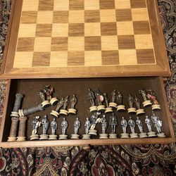Professional Size Chess/Checker Board w/drawer and Chessmen