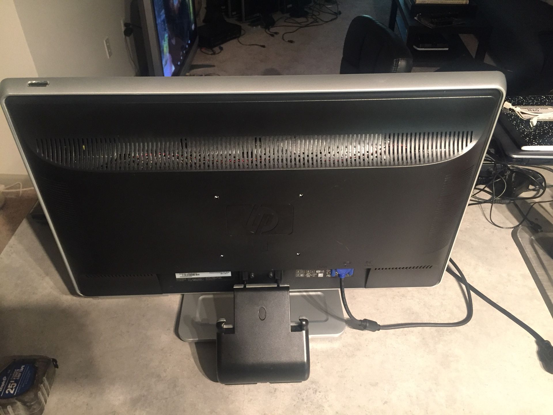 HP W2338H 23” Widescreen LCD Monitor HDMI and Built in Speakers for